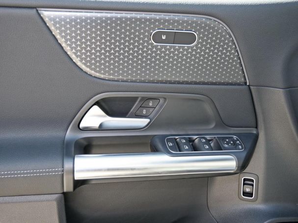 Mercedes-Benz B 180 Progressive Distronic Kamera Easy-Pack AHK