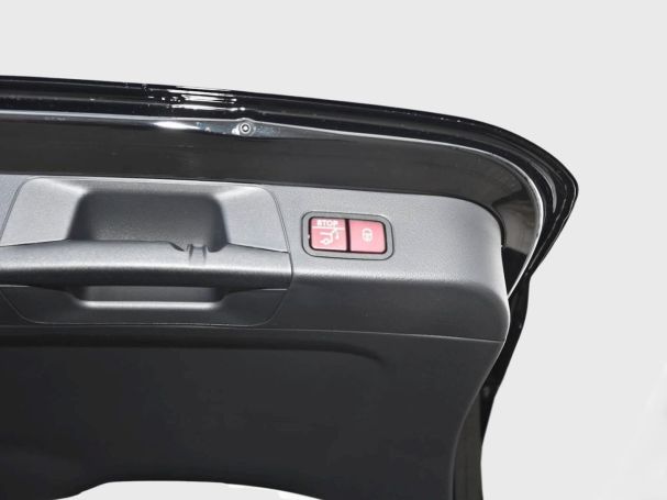 Mercedes-Benz B 180 AMG Night 360° AHK Winter-Paket