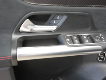 Mercedes-Benz B 180 AMG Night 360° AHK Winter-Paket