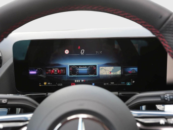 Mercedes-Benz B 180 AMG Night 360° AHK Winter-Paket