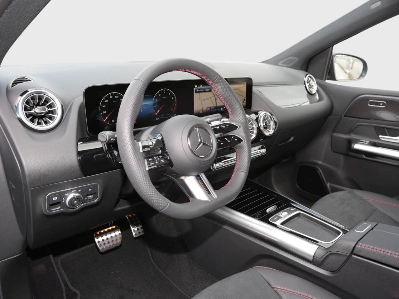 Mercedes-Benz B 180 AMG Night 360° AHK Winter-Paket