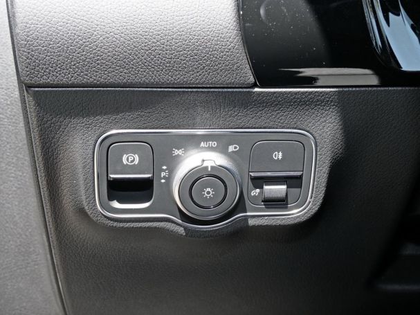 Mercedes-Benz B 180 Progressive Night Distronic Kamera AHK