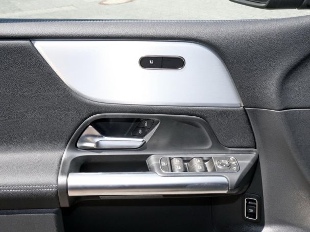 Mercedes-Benz B 180 Progressive Night Distronic Kamera AHK
