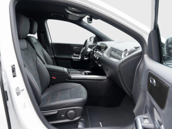 Mercedes-Benz B 180 AMG Night 360° EasyP AHK Totwinkel Sitzhzg