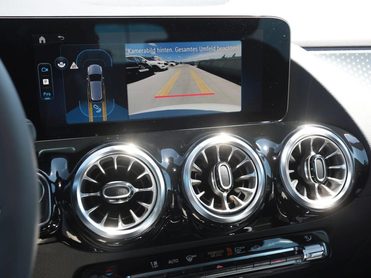 Mercedes-Benz B 180 Progressive Navi Distronic Kamera AHK