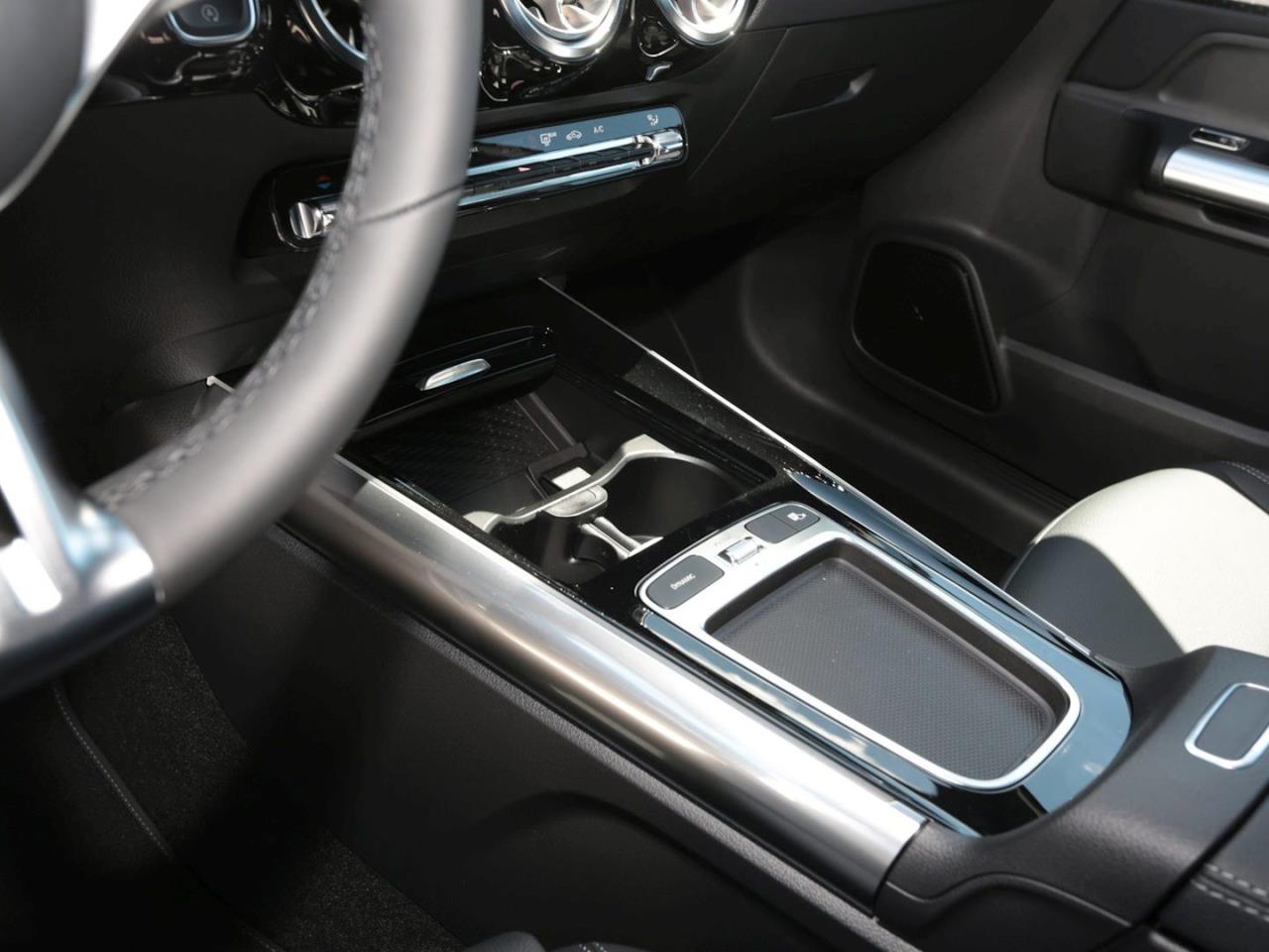 Mercedes-Benz B 180 Progressive Navi Distronic Kamera AHK