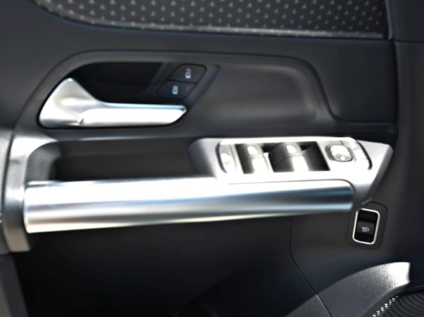 Mercedes-Benz B 180 Progressive Navi Distronic Kamera AHK