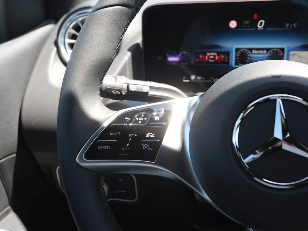 Mercedes-Benz B 180 Progressive Navi Distronic Kamera AHK