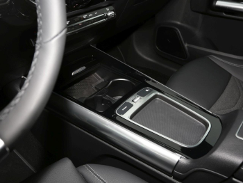 Mercedes-Benz B 180 Progressive Distronic Easy-Pack AHK