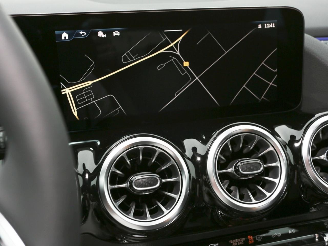 Mercedes-Benz B 180 Progressive Distronic Easy-Pack AHK