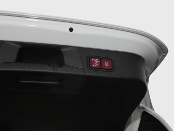 Mercedes-Benz B 180 Progressive Distronic Easy-Pack AHK
