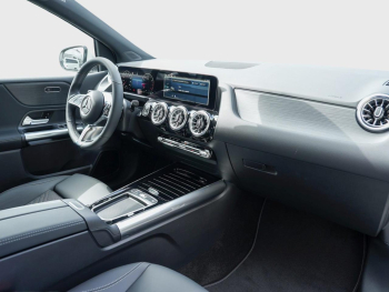 Mercedes-Benz B 180 Progressive Distronic EasyPack Kamera AHK
