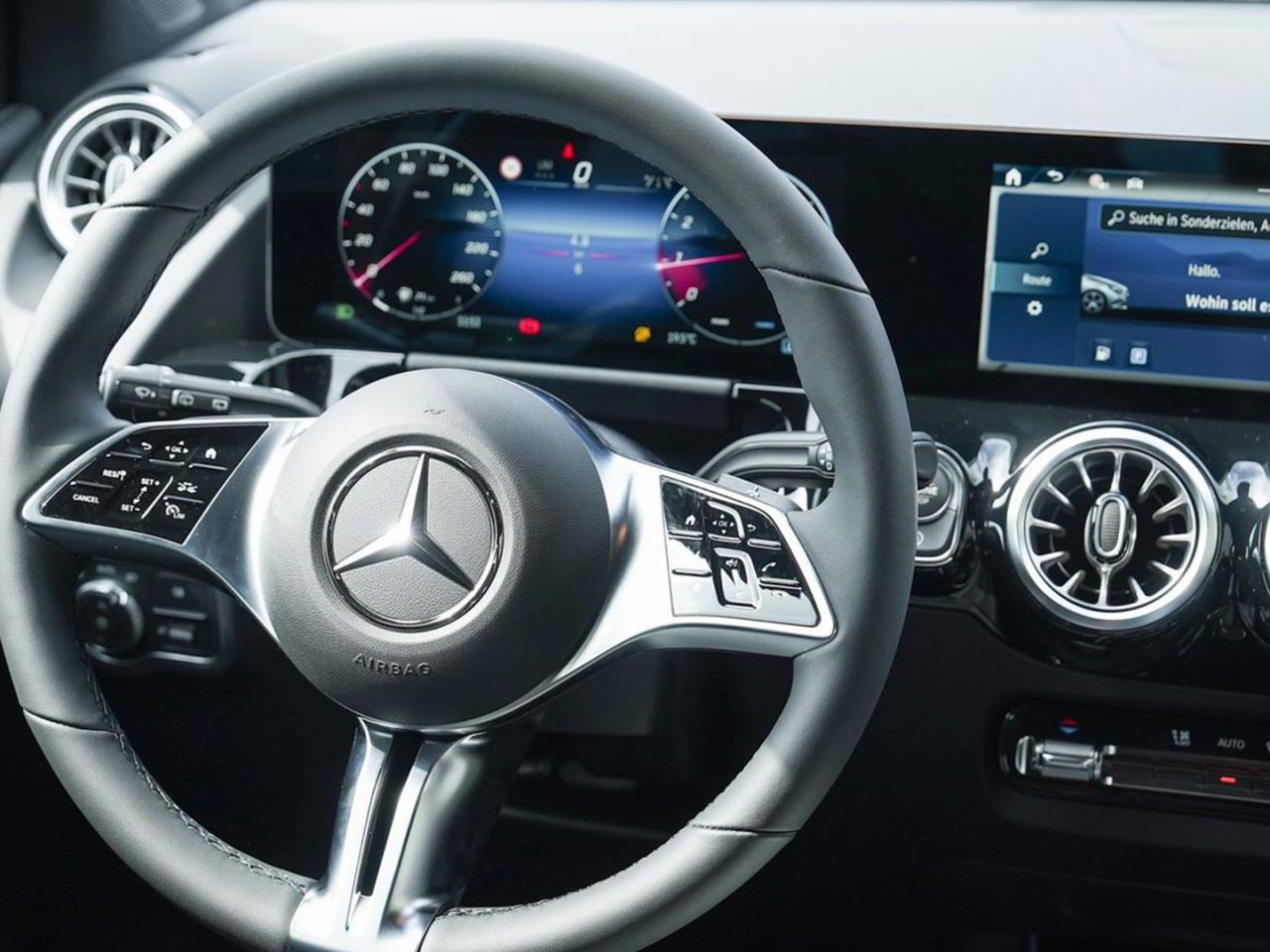Mercedes-Benz B 180 Progressive Distronic EasyPack Kamera AHK