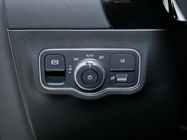 Mercedes-Benz B 180 Progressive Distronic 360° Navi SpurH SHZ