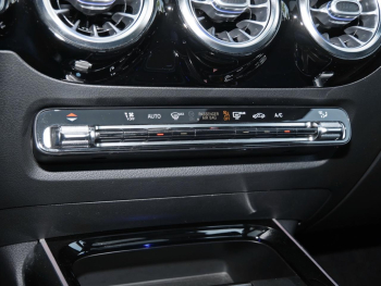 Mercedes-Benz B 180 Progressive EasyPack Panorama 360° Navi