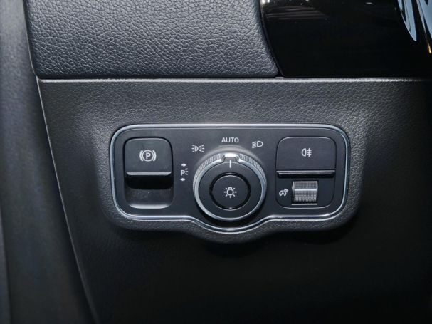 Mercedes-Benz B 180 Progressive EasyPack Panorama 360° Navi