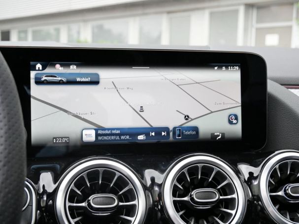Mercedes-Benz B 200 d AMG Distronic Panorama Keyless 360°