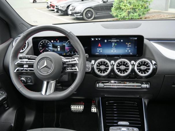 Mercedes-Benz B 200 d AMG Distronic Panorama Keyless 360°