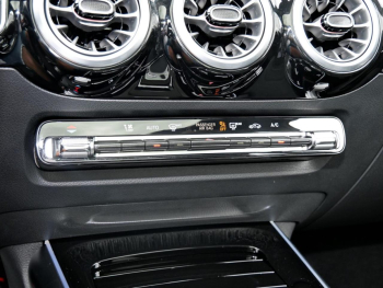 Mercedes-Benz B 200 d AMG Distronic Panorama Keyless 360°
