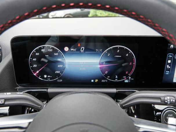 Mercedes-Benz B 200 d AMG Distronic Panorama Keyless 360°
