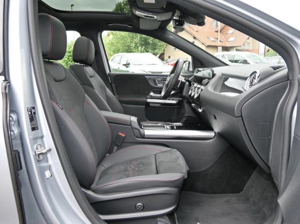 Mercedes-Benz B 200 d AMG Distronic Panorama Keyless 360°