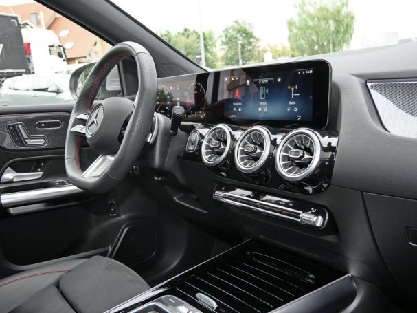Mercedes-Benz B 200 d AMG Distronic Panorama Keyless 360°