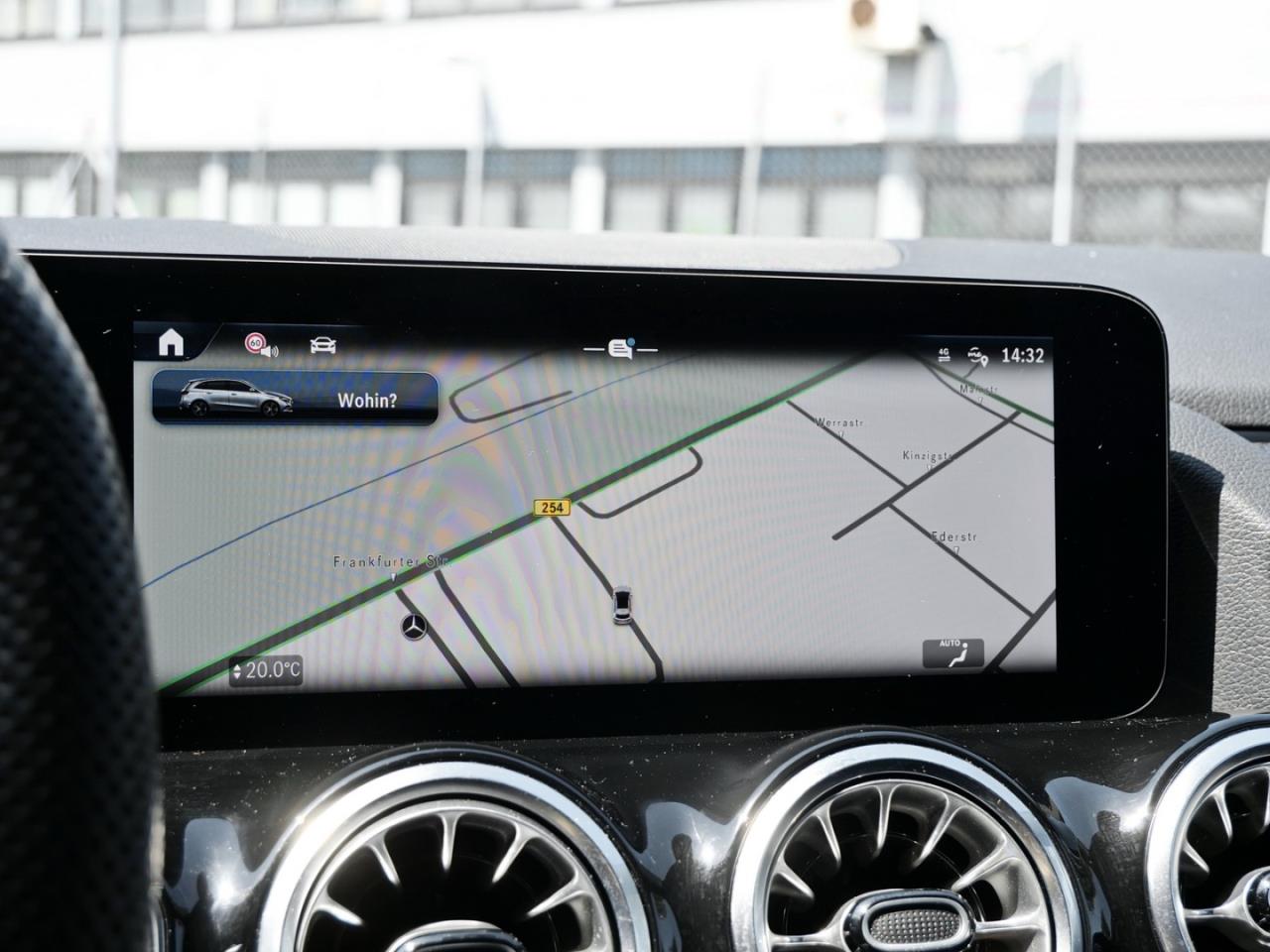Mercedes-Benz B 200 d AMG Distronic Easy-Pack 360° AHK