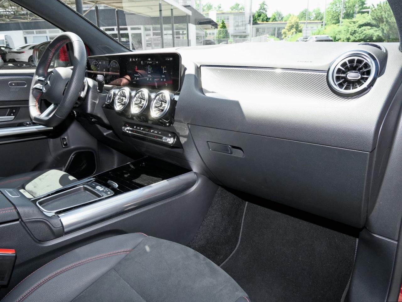 Mercedes-Benz B 200 d AMG Distronic Easy-Pack 360° AHK