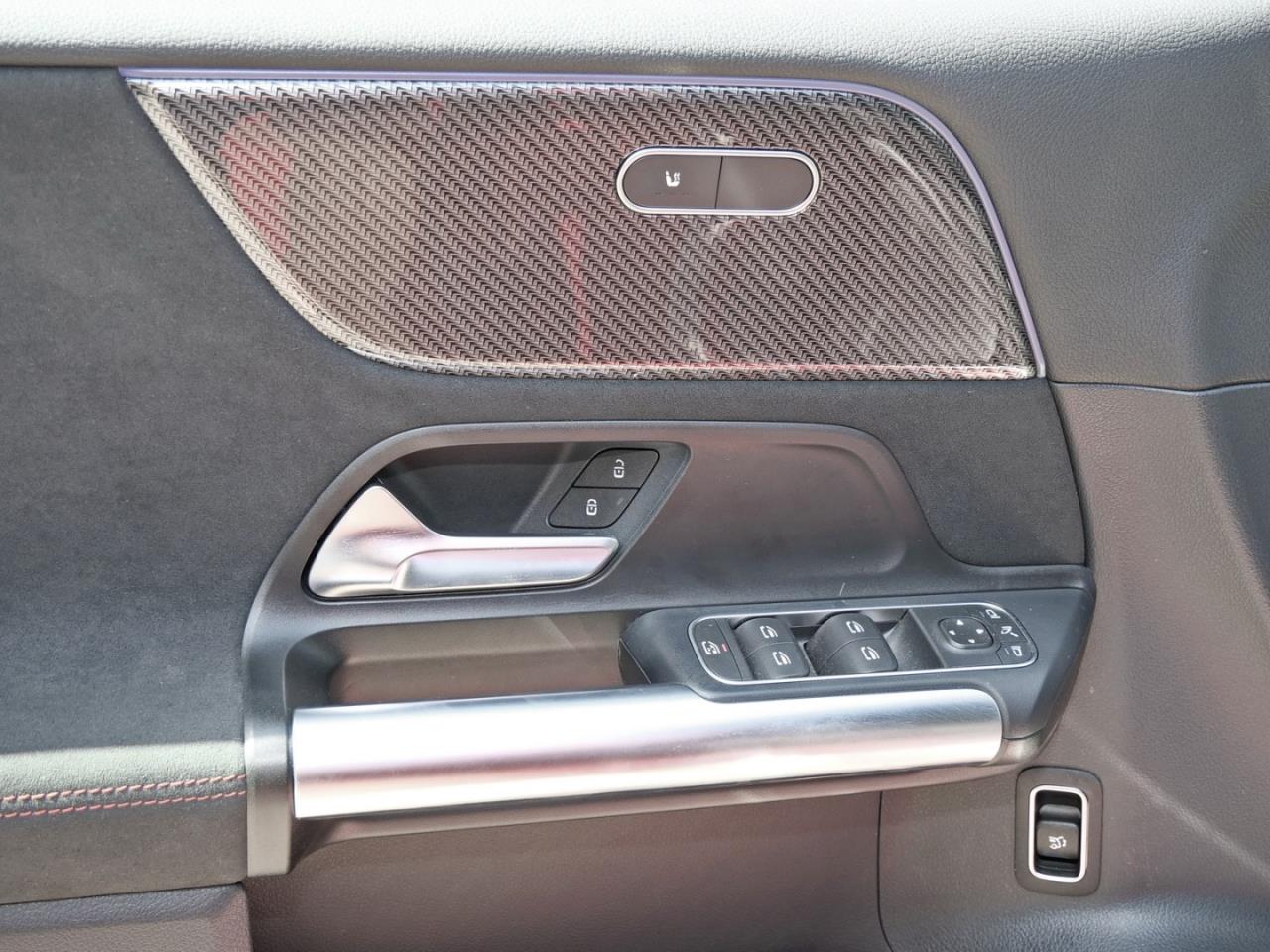 Mercedes-Benz B 200 d AMG Distronic Easy-Pack 360° AHK