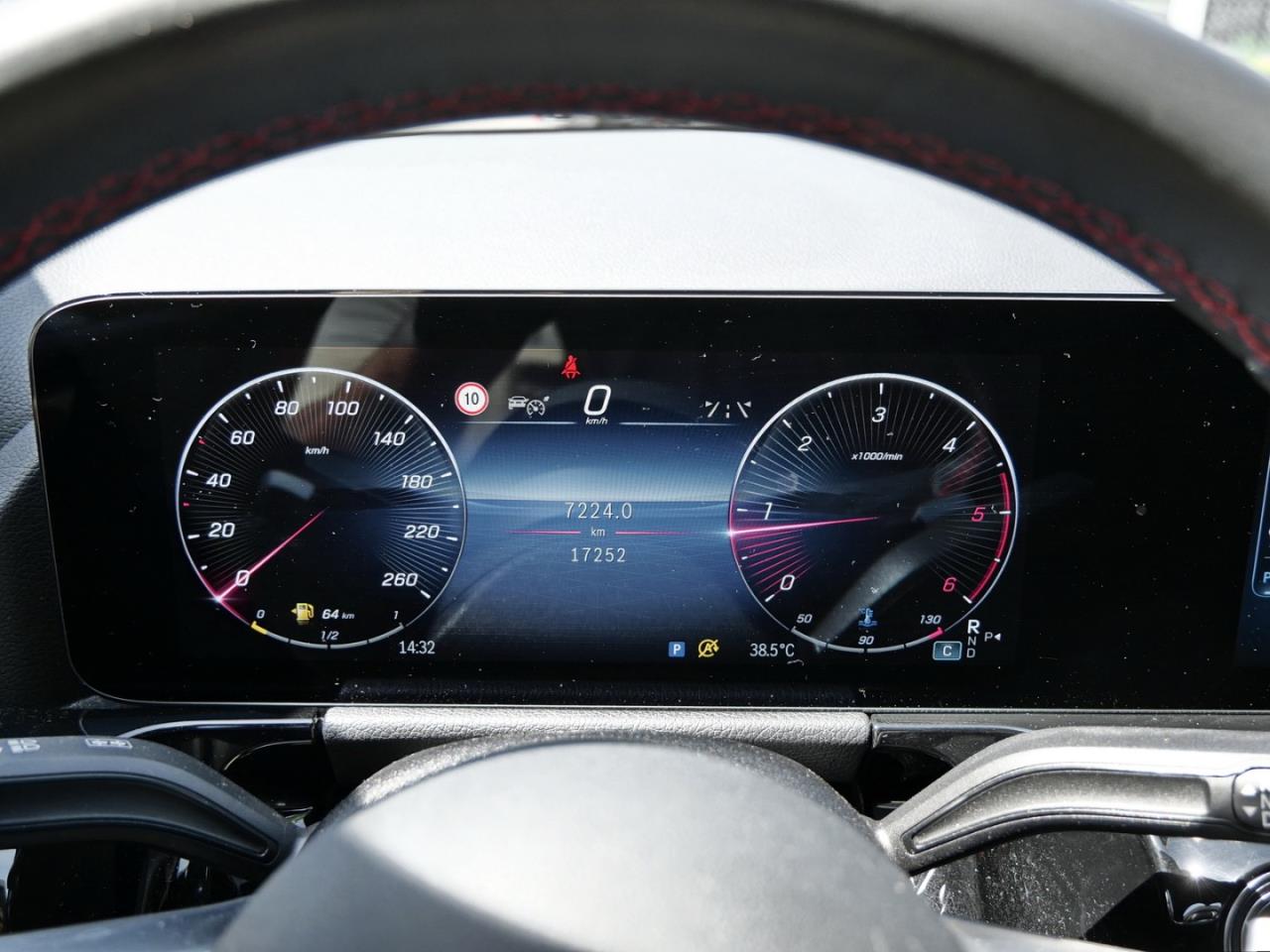 Mercedes-Benz B 200 d AMG Distronic Easy-Pack 360° AHK