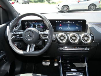 Mercedes-Benz B 200 d AMG Distronic Easy-Pack 360° AHK