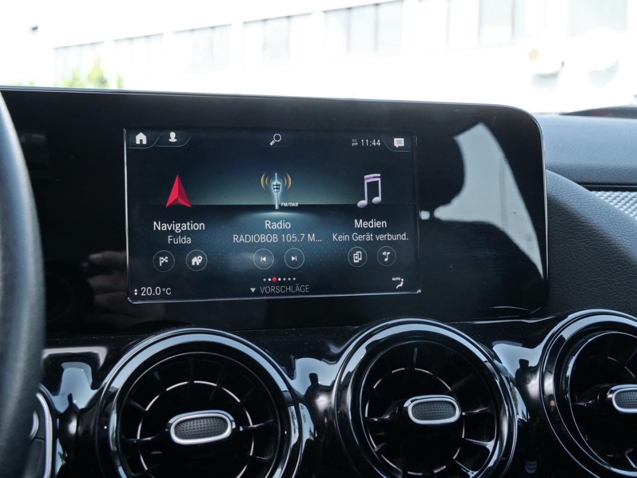 Mercedes-Benz B 200 d MBUX Navi+ Standheizung AHK