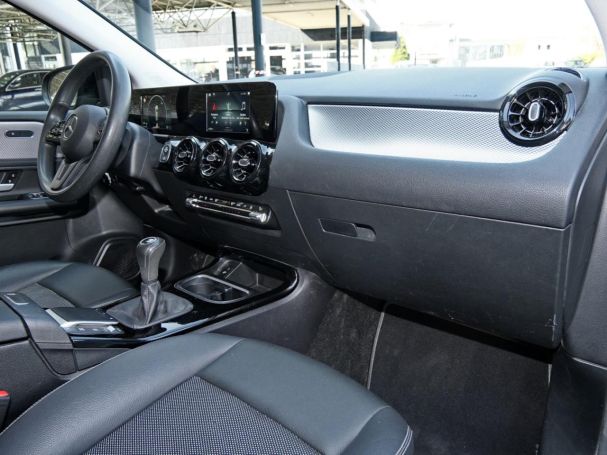 Mercedes-Benz B 200 d MBUX Navi+ Standheizung AHK