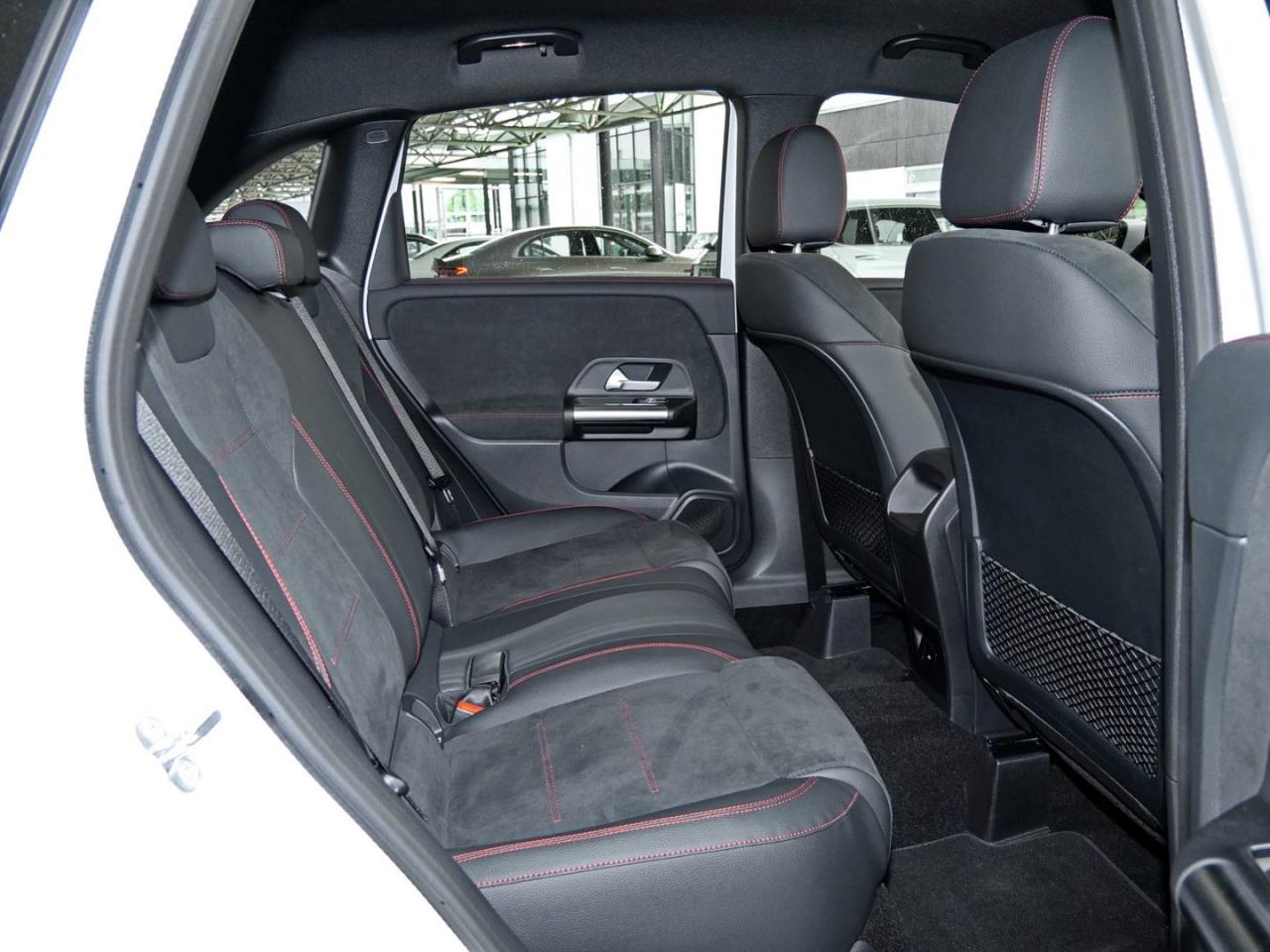Mercedes-Benz B 200 d AMG MBUXNavi-Prem. Kamera Totwinkel