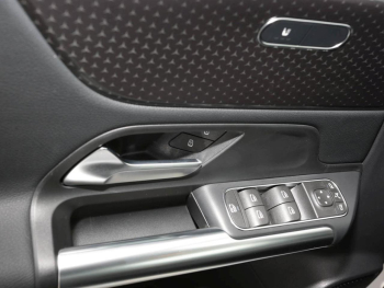 Mercedes-Benz B 200 d Progressive Night Distronic Kamera AHK