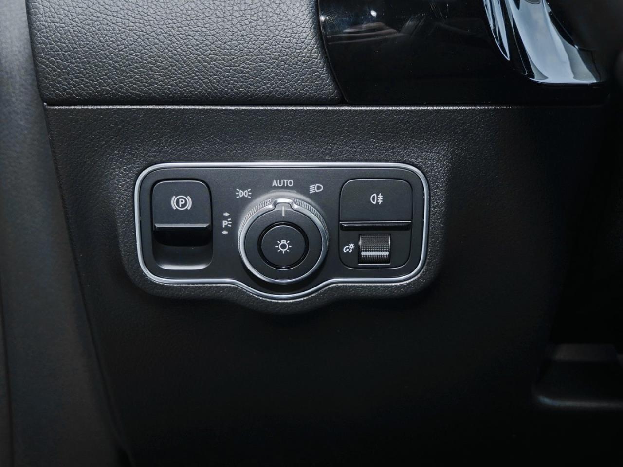 Mercedes-Benz B 200 Progressive MBUXNavi Kamera Easy-Pack AHK