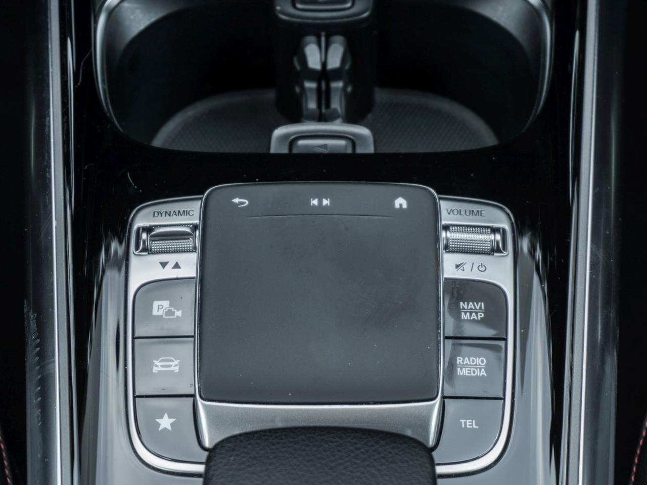 Mercedes-Benz B 200 AMG Night MBUX Navi+ Kamera Easy-Pack