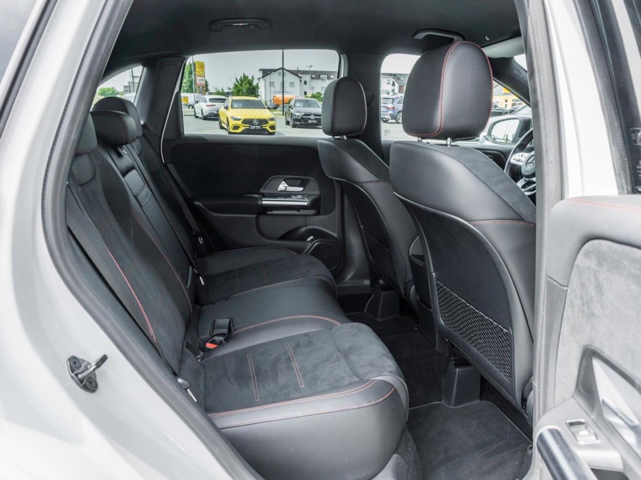 Mercedes-Benz B 200 AMG Night MBUX Navi+ Kamera Easy-Pack