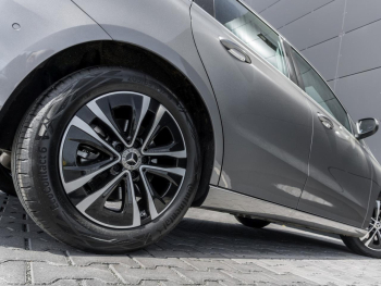 Mercedes-Benz B 220 d Progressive Kamera Easy-Pack AHK
