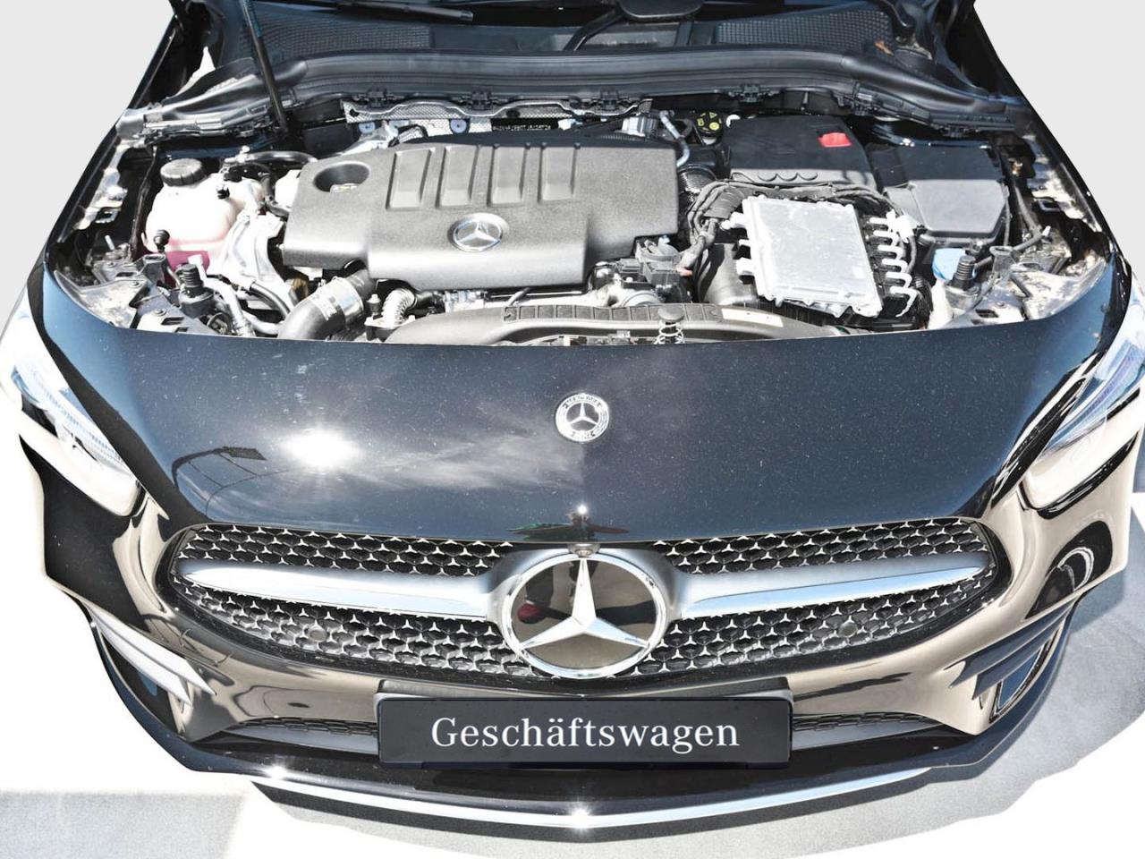 Mercedes-Benz B 220 d AMG Distronic Panorama HeadUp 360° AHK