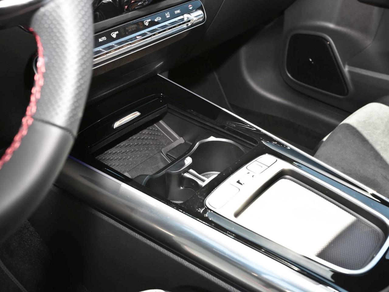 Mercedes-Benz B 220 d AMG Distronic Panorama HeadUp 360° AHK