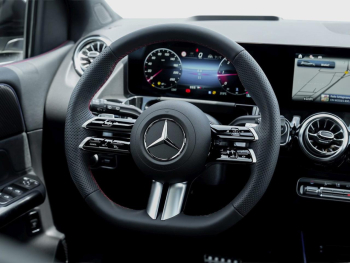 Mercedes-Benz B 220 d AMG Panorama Distronic Memory 360? AHK