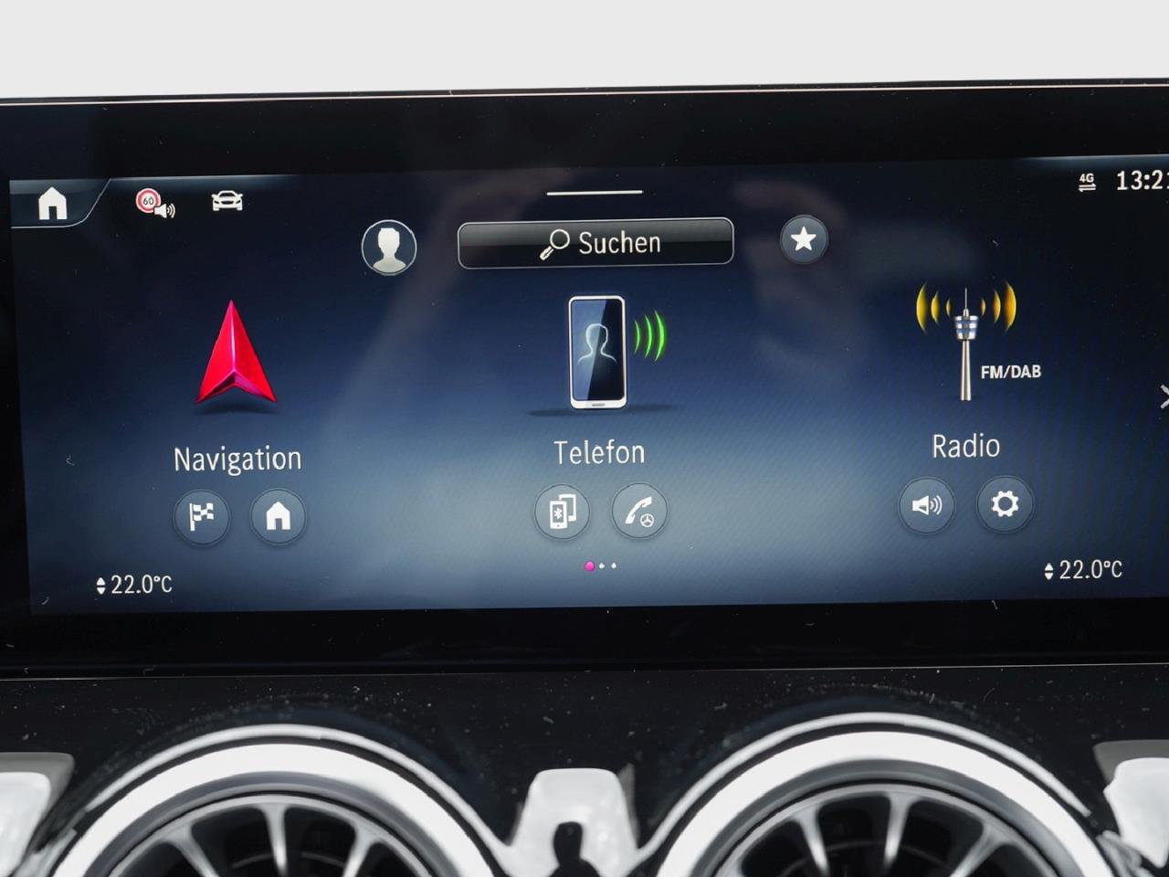 Mercedes-Benz B 220 d AMG Navi Distronic Panorama 360° AHK