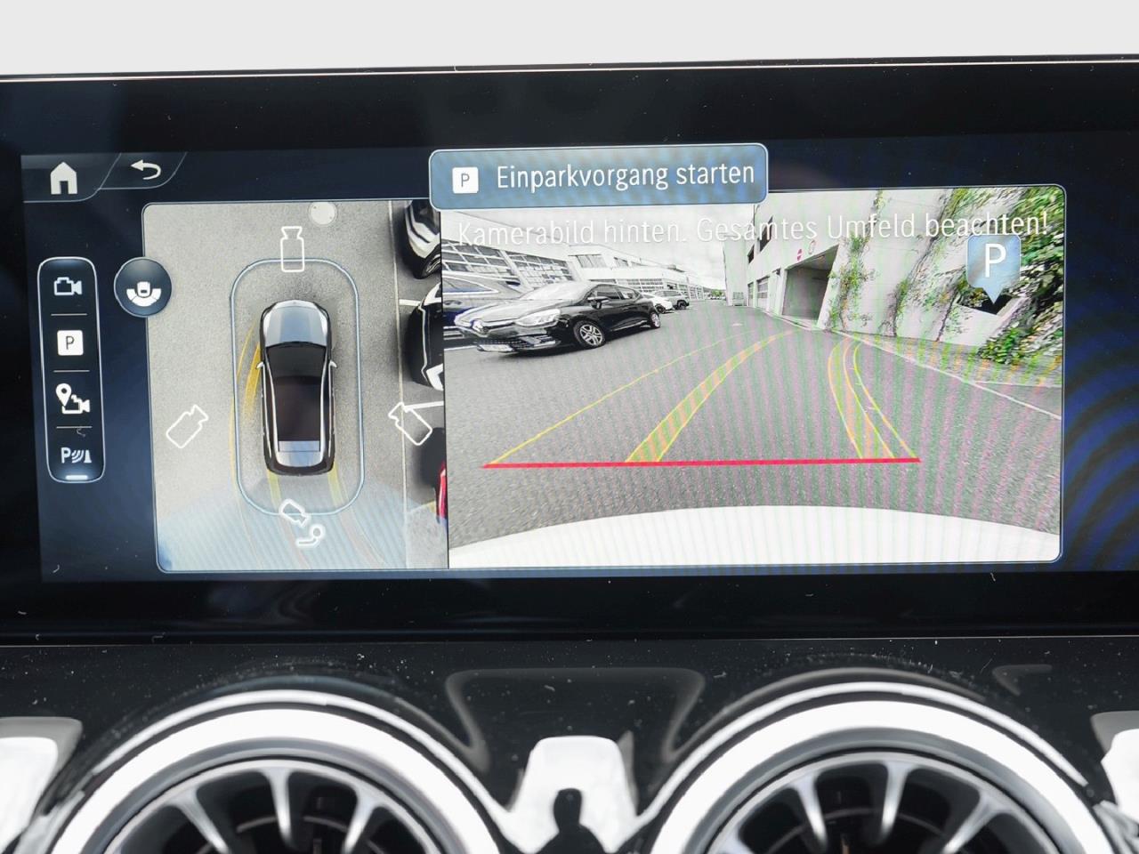 Mercedes-Benz B 220 d AMG Navi Distronic Panorama 360° AHK
