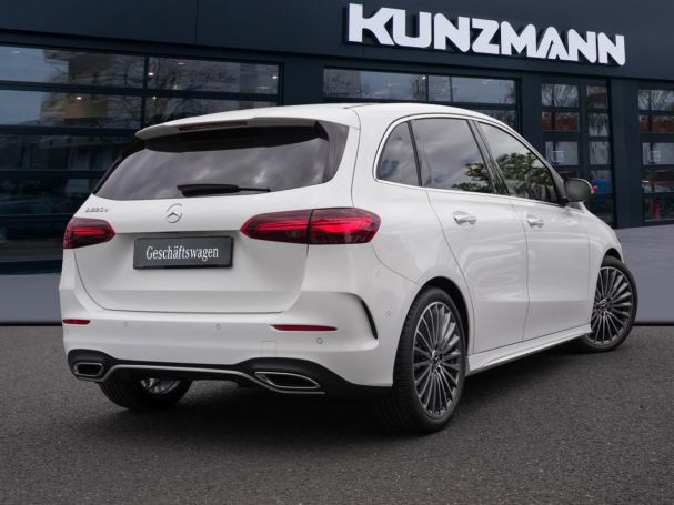 Mercedes-Benz B 220 d AMG Navi Distronic Panorama 360° AHK