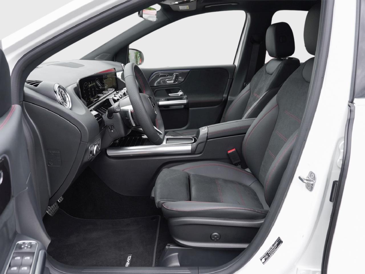 Mercedes-Benz B 220 d AMG Navi Distronic Panorama 360° AHK