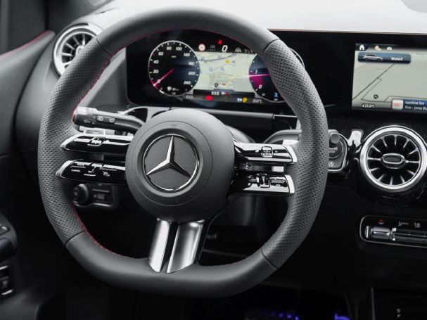 Mercedes-Benz B 220 d AMG Navi Distronic Panorama 360° AHK