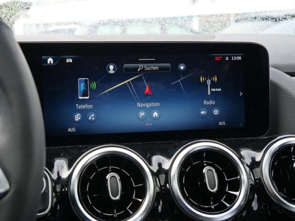 Mercedes-Benz B 250 4M Progressive Night Distronic Panorama