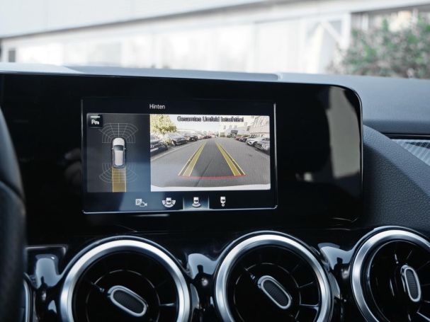 Mercedes-Benz B 250 e AMG Navi Kamera AHK Park-Paket