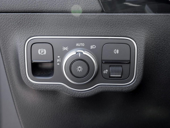 Mercedes-Benz B 250 e AMG Night Kamera EasyPack AHK SpurhalteA